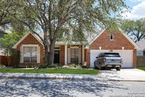 8422 BLACKCASTLE DR