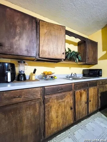 1540 Valerie Eagle Pass, TX 78852