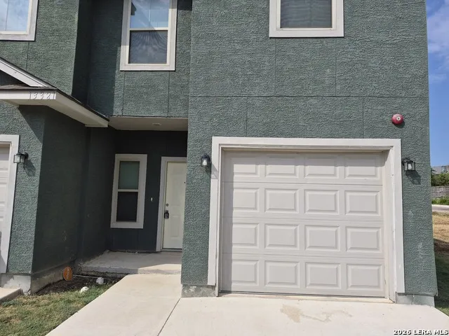 13321 Reid Meadows Live Oak, TX 78233