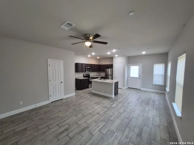13321 Reid Meadows Live Oak, TX 78233