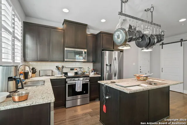 223 CLAREMONT AVE Unit 101 San Antonio, TX 78209