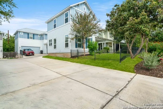 223 CLAREMONT AVE Unit 101 San Antonio, TX 78209