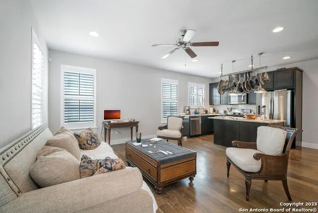223 CLAREMONT AVE Unit 101 San Antonio, TX 78209
