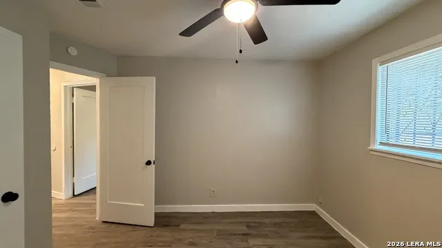 325 E French San Antonio, TX 78212