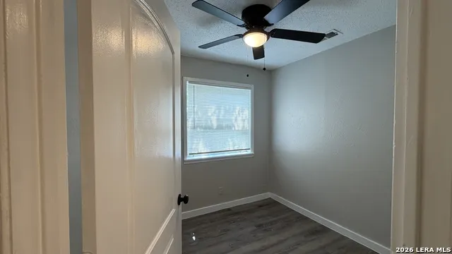 325 E French San Antonio, TX 78212