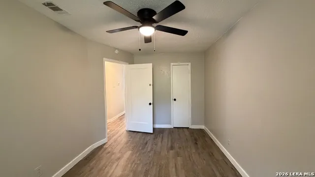 325 E French San Antonio, TX 78212
