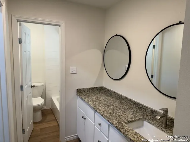 1703 SEARCY DR San Antonio, TX 78232
