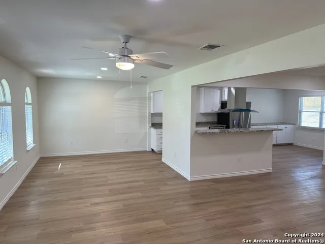 1703 SEARCY DR San Antonio, TX 78232
