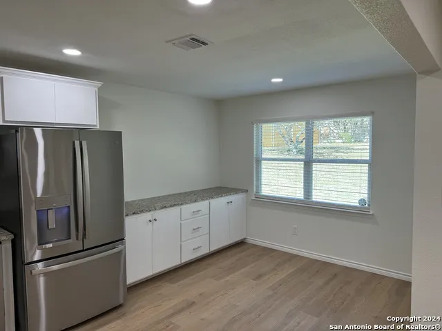 1703 SEARCY DR San Antonio, TX 78232