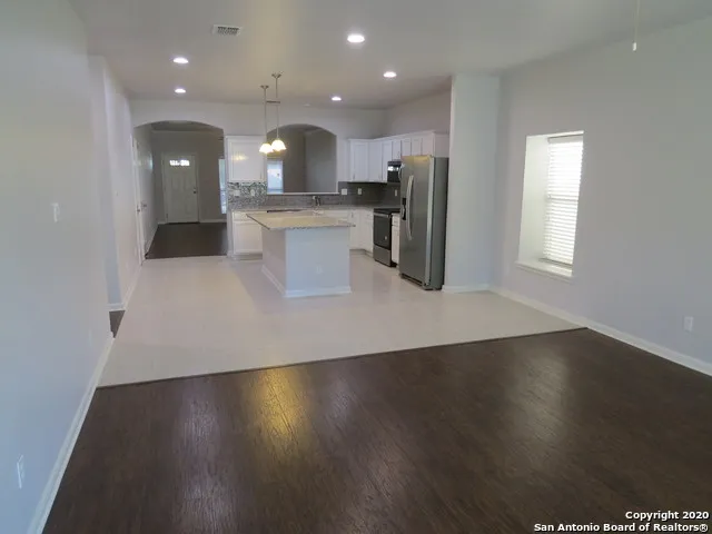 561 SLIPPERY ROCK Cibolo, TX 78108