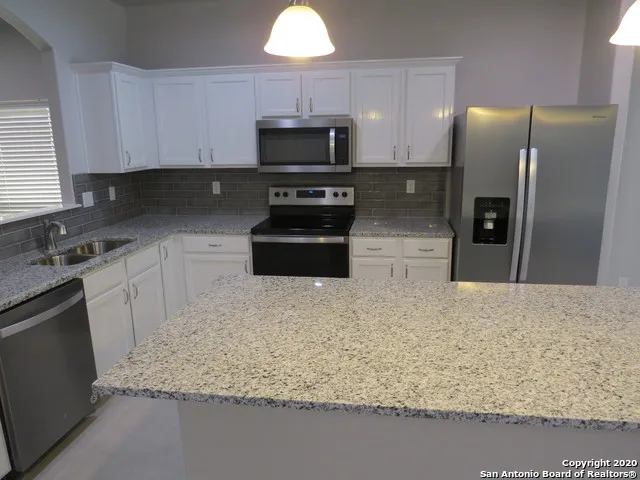 561 SLIPPERY ROCK Cibolo, TX 78108