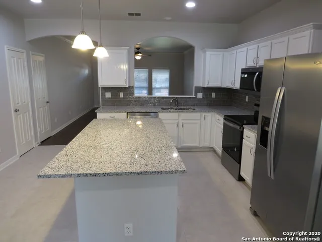 561 SLIPPERY ROCK Cibolo, TX 78108