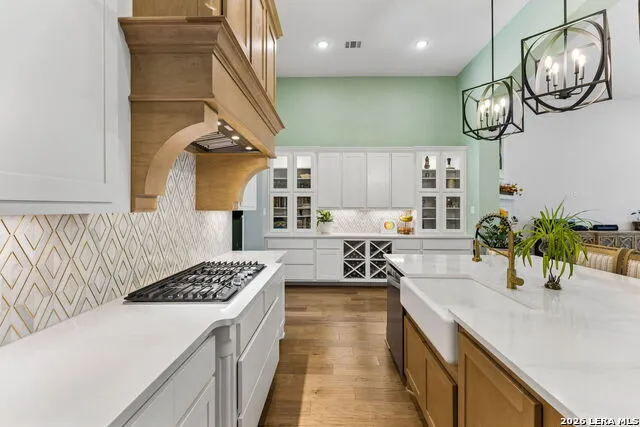6826 Hallie Schertz, TX 78154