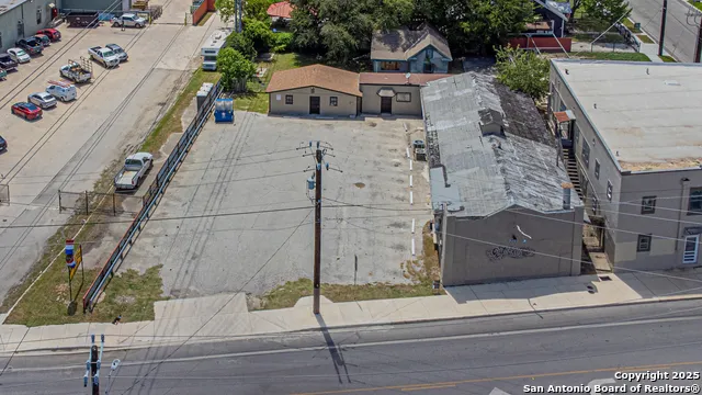 705 Roosevelt San Antonio, TX 78210