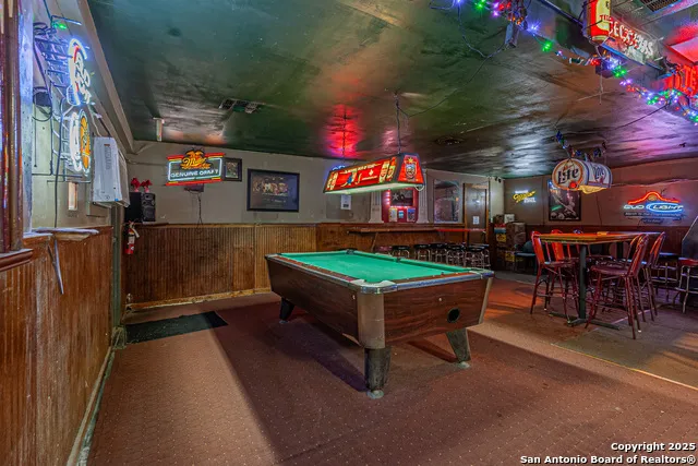 705 Roosevelt San Antonio, TX 78210