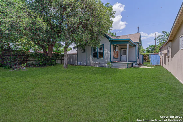 705 Roosevelt San Antonio, TX 78210