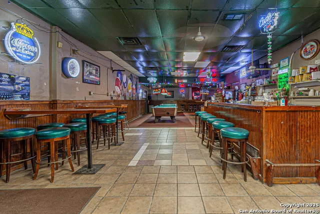 705 Roosevelt San Antonio, TX 78210