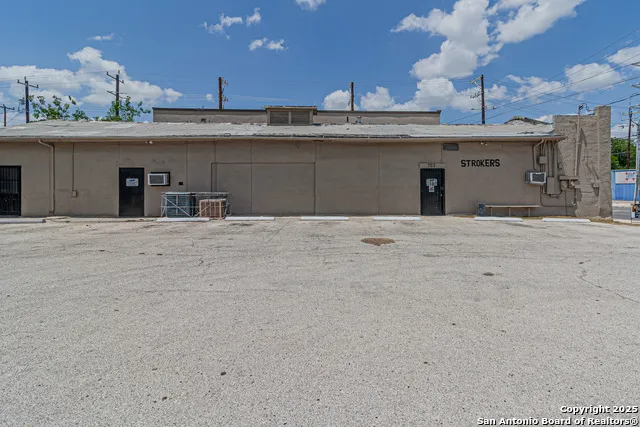 705 Roosevelt San Antonio, TX 78210