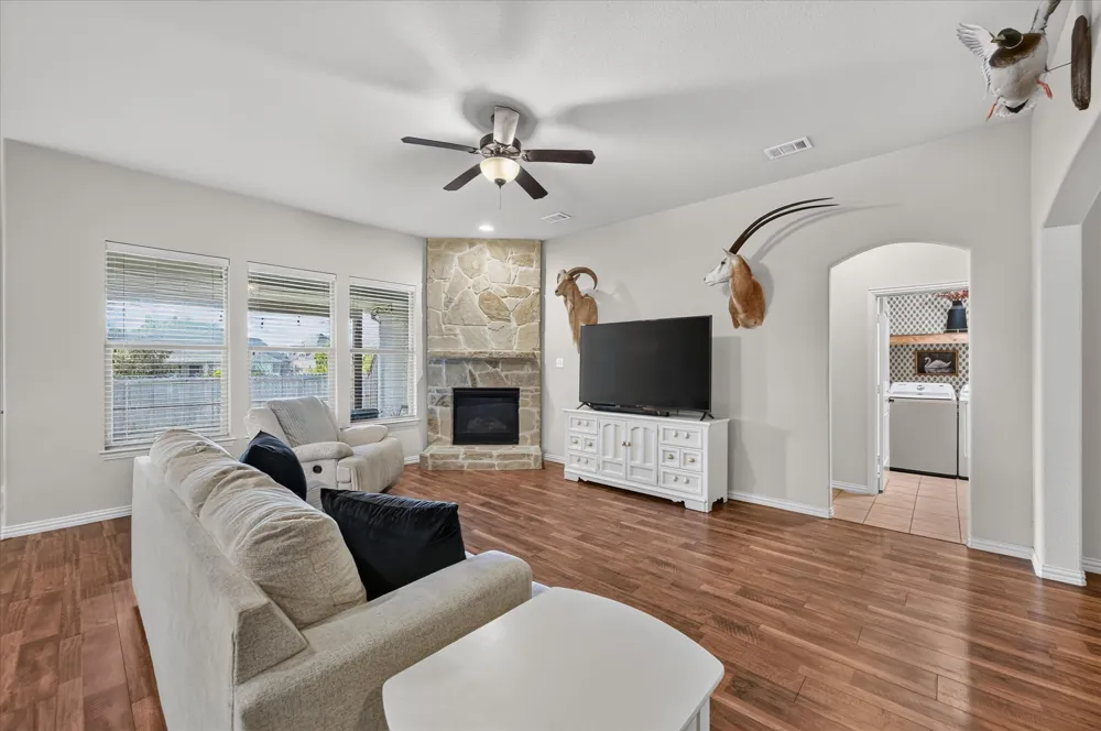 1309 Mesa Crest Drive Fort Worth, TX 76052