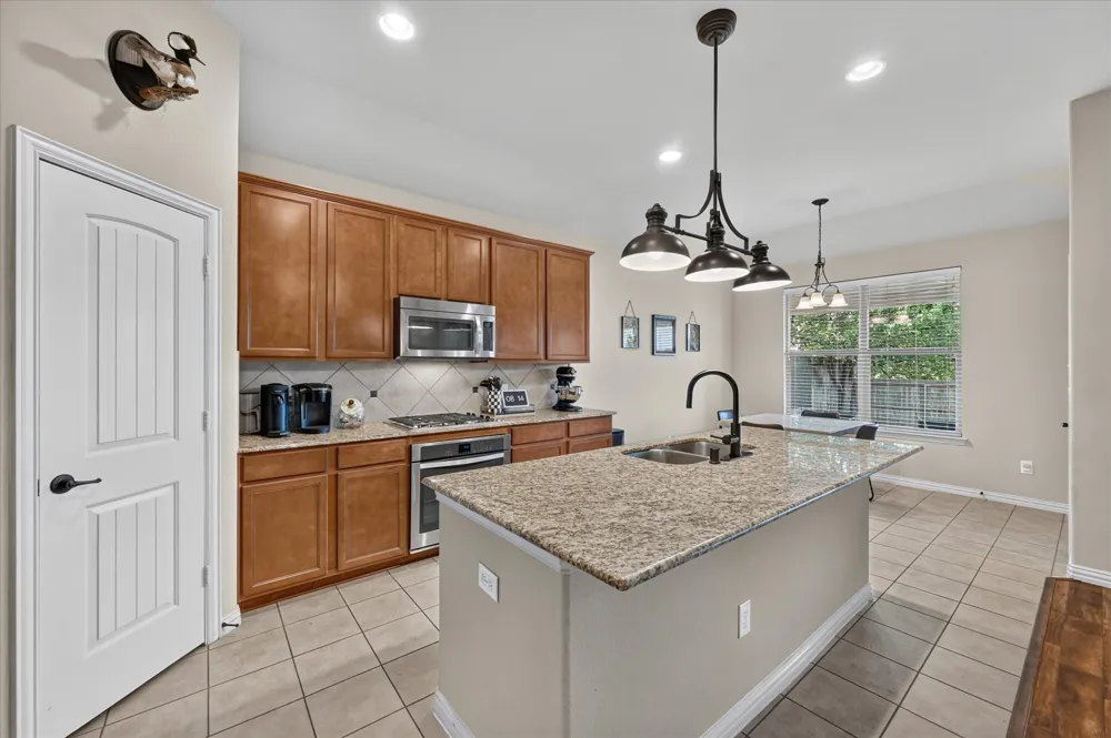 1309 Mesa Crest Drive Fort Worth, TX 76052