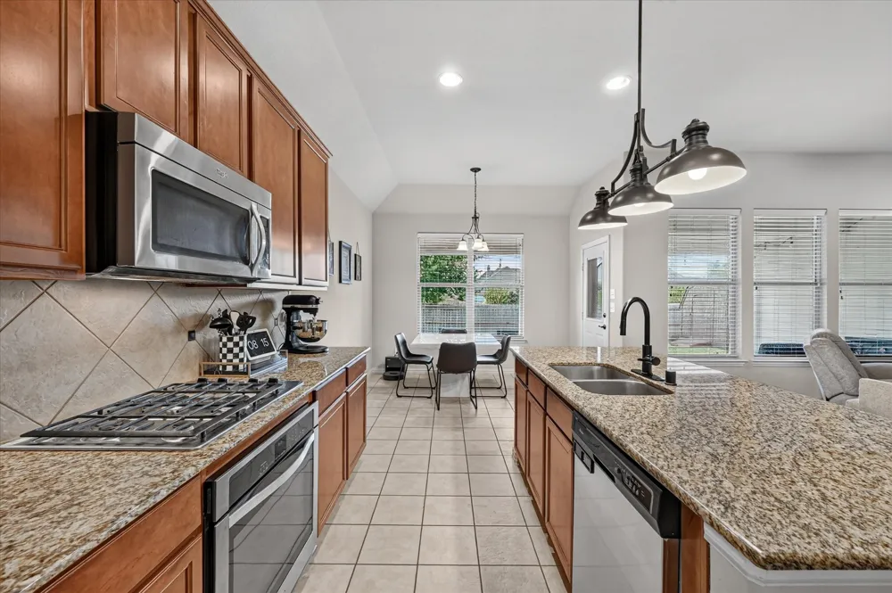 1309 Mesa Crest Drive Fort Worth, TX 76052