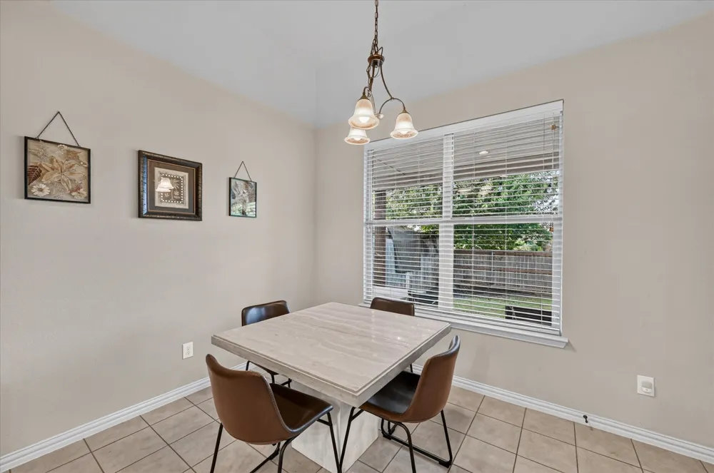 1309 Mesa Crest Drive Fort Worth, TX 76052