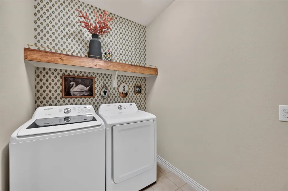 1309 Mesa Crest Drive Fort Worth, TX 76052