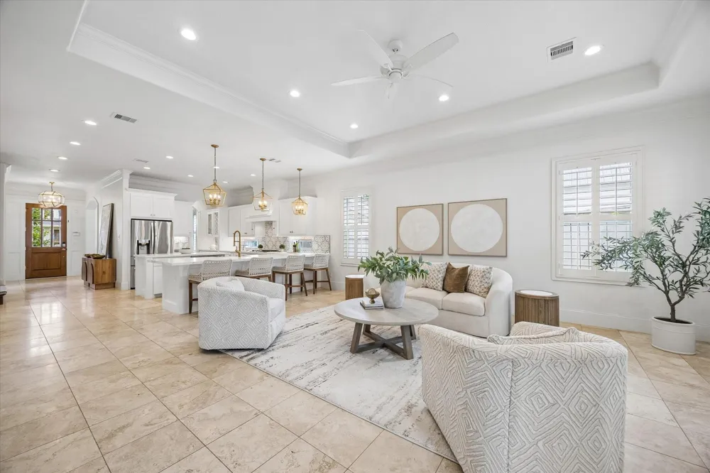1235 Thornton Road Houston, TX 77018