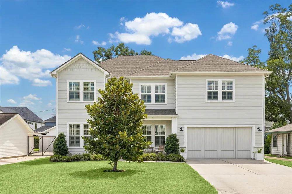 1235 Thornton Road Houston, TX 77018