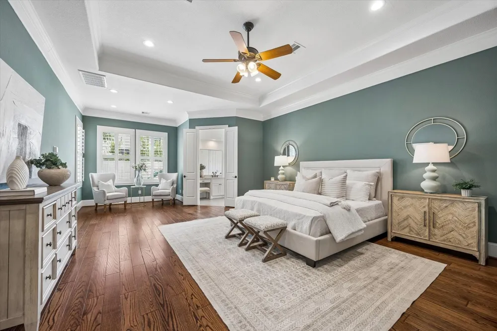 1235 Thornton Road Houston, TX 77018