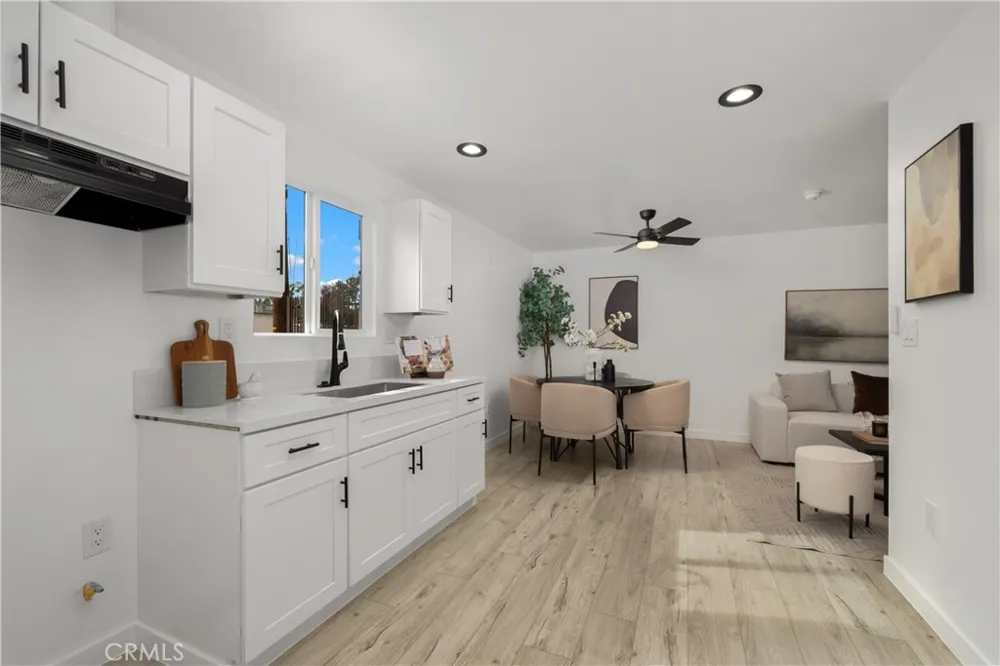 363 W Spruce Compton, CA 90220