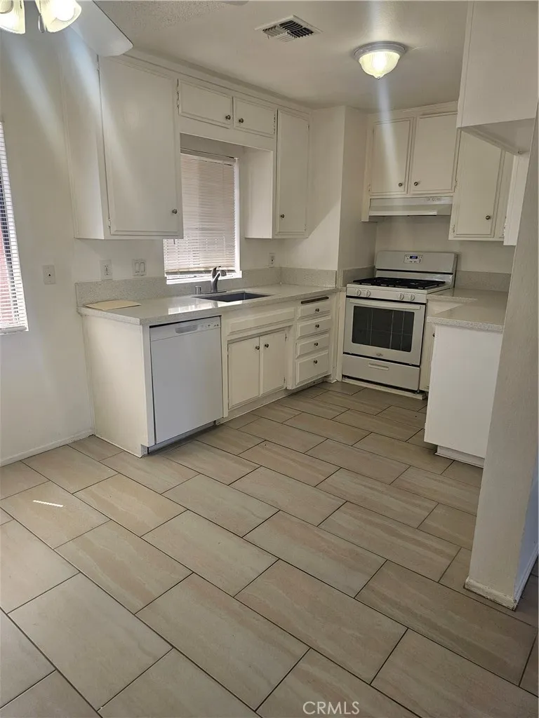 45419 10th W #A Lancaster, CA 93534