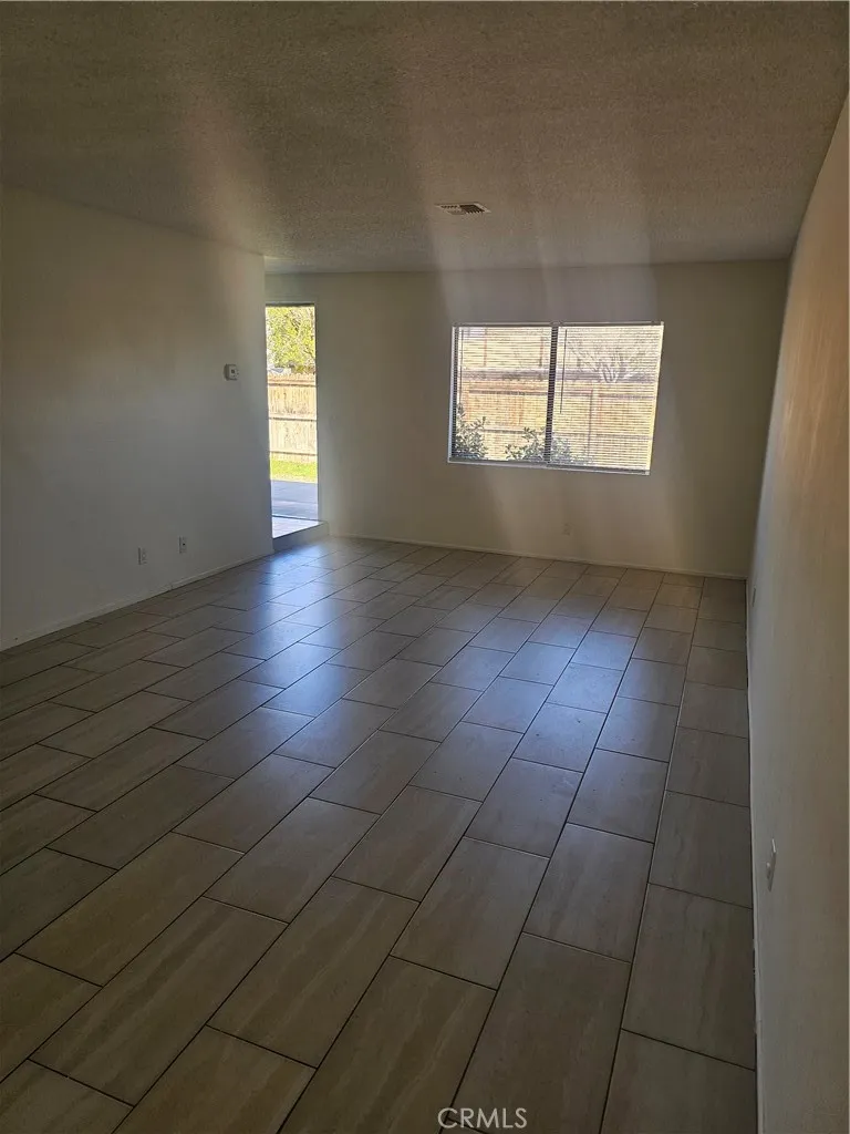 45419 10th W #A Lancaster, CA 93534