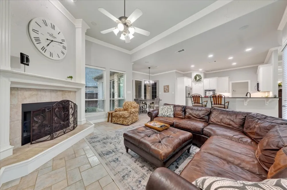 9116 Edgemont Drive North Richland Hills, TX 76182