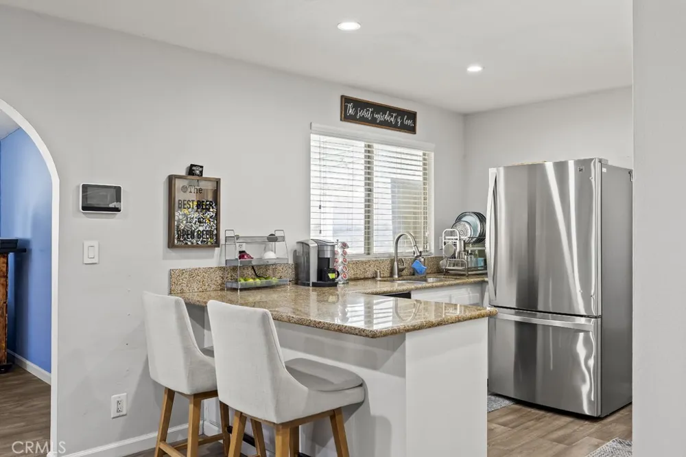 15670 Jackson Fontana, CA 92336