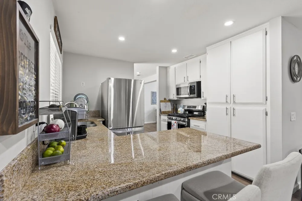 15670 Jackson Fontana, CA 92336