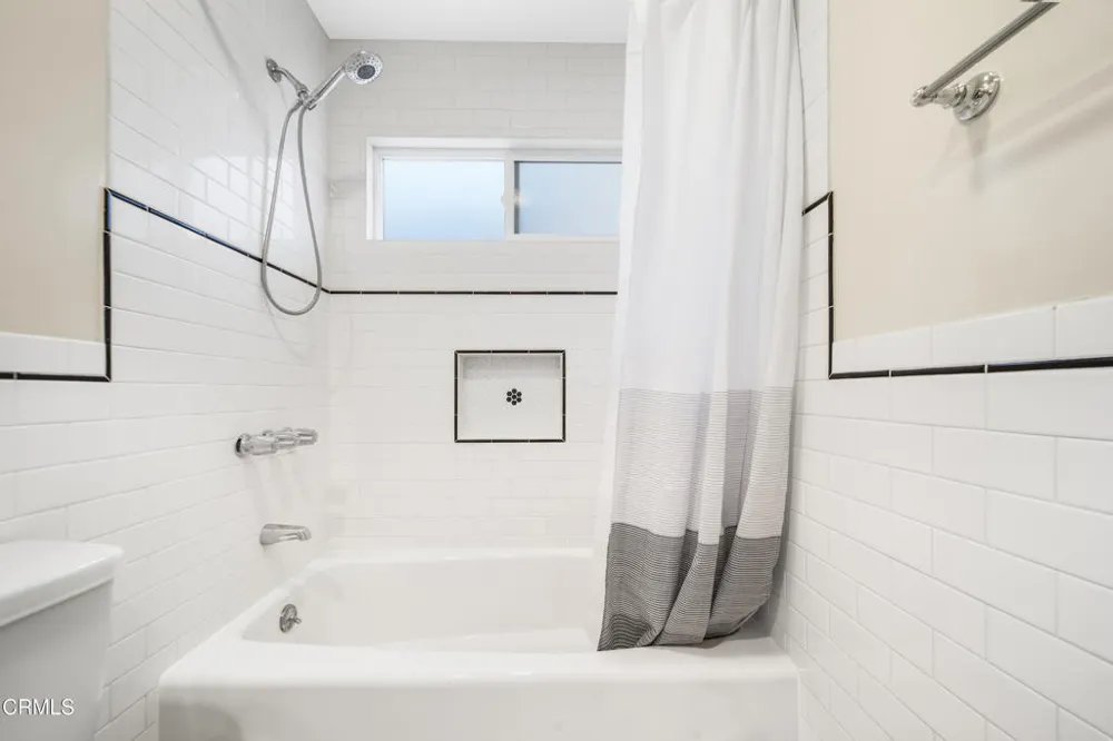590 Los Robles Avenue #5 Pasadena, CA 91101