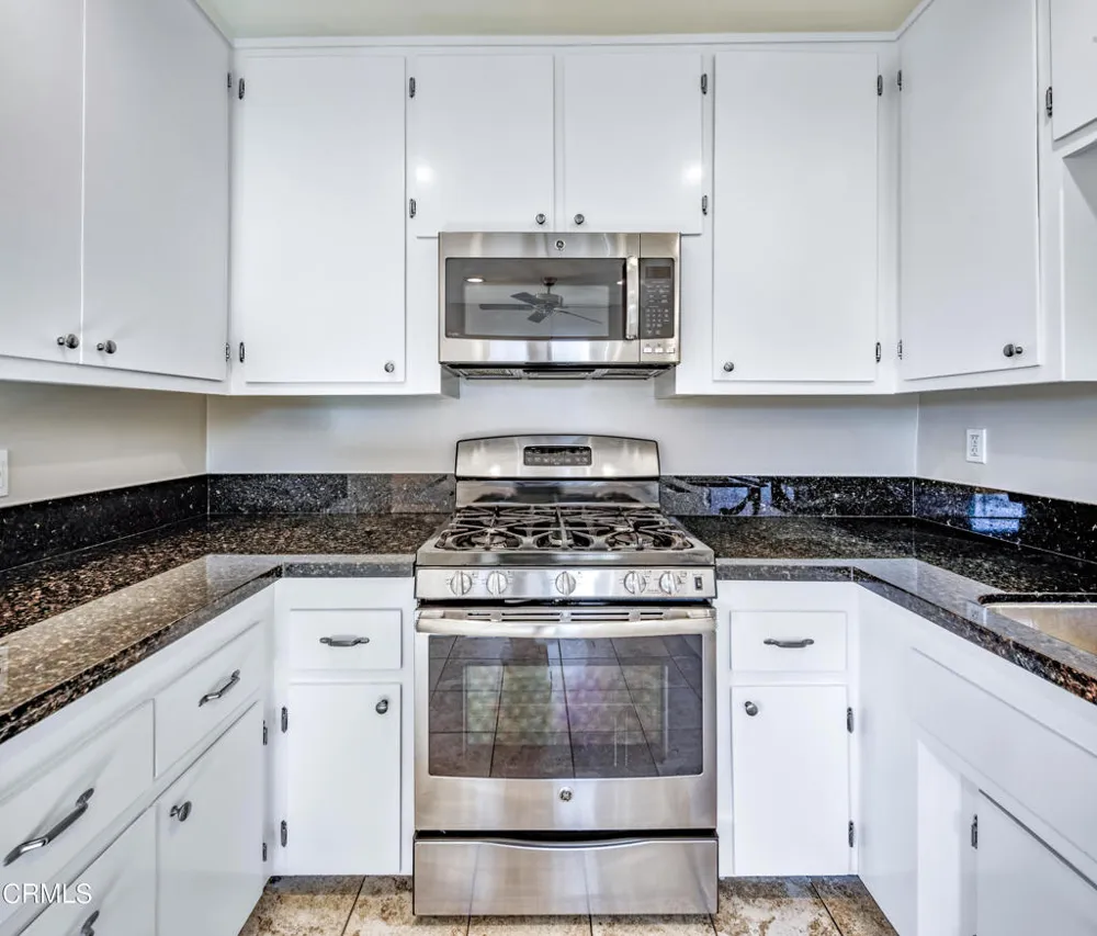 590 Los Robles Avenue #5 Pasadena, CA 91101