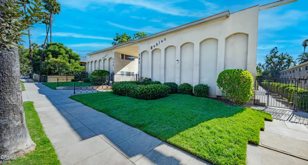 590 Los Robles Avenue #5 Pasadena, CA 91101