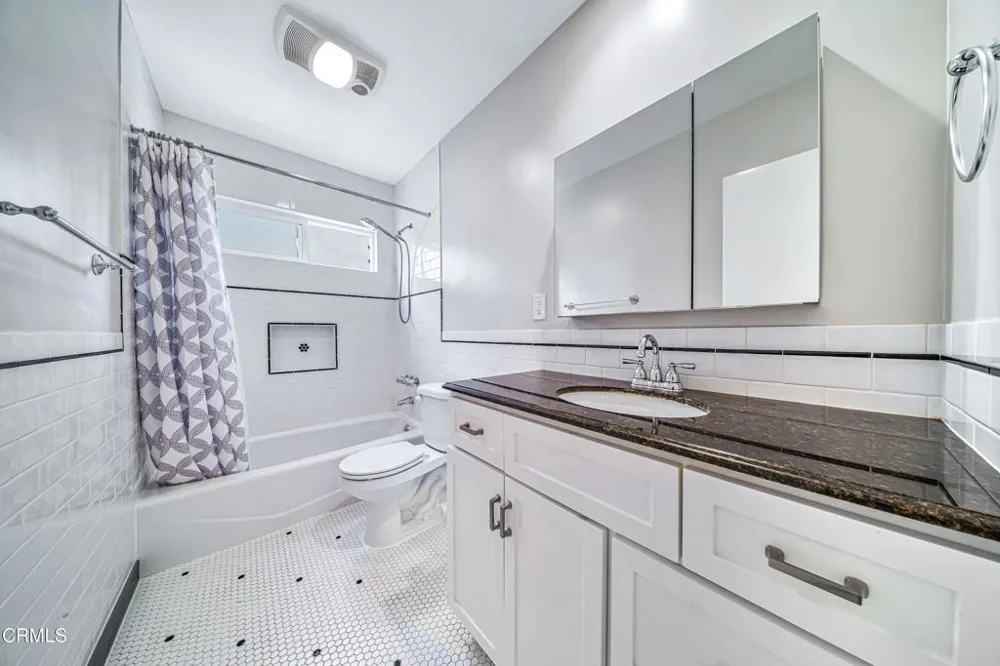 590 Los Robles Avenue #5 Pasadena, CA 91101