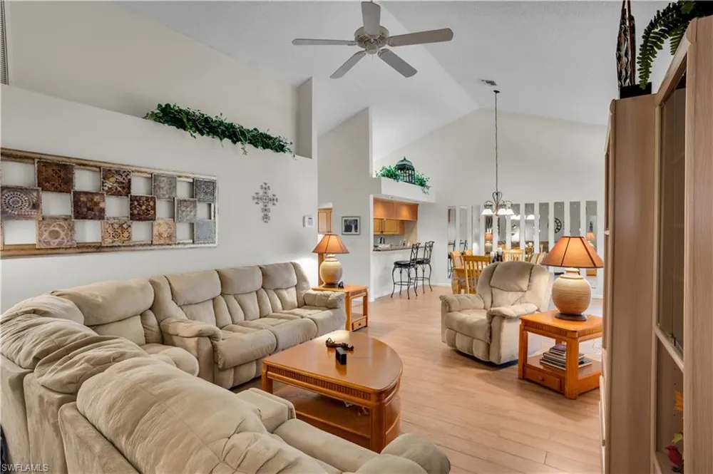 5854 Westbourgh Court Naples, FL 34112