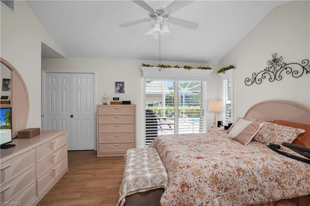 5854 Westbourgh Court Naples, FL 34112