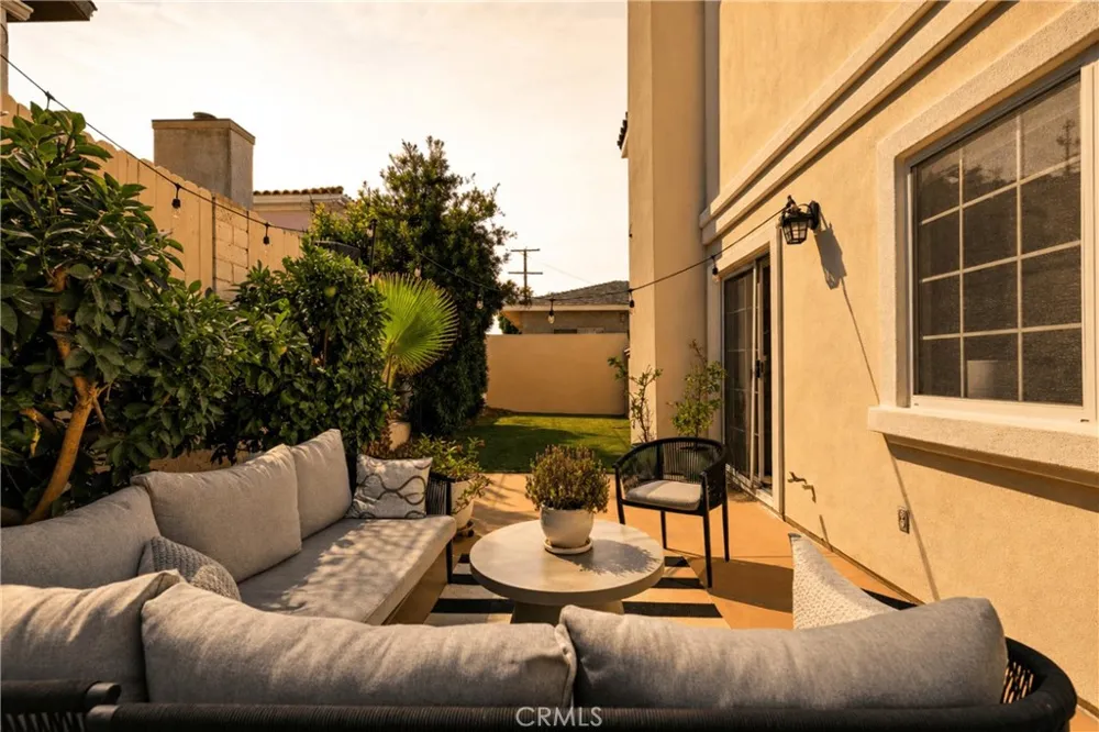 2224 Ruhland #B Redondo Beach, CA 90278