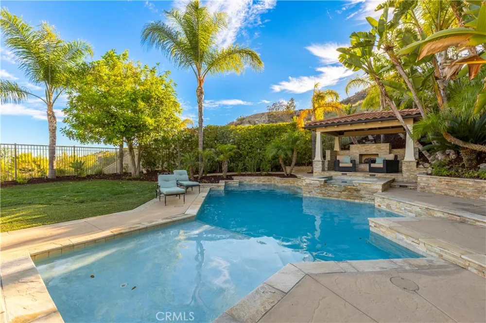 26843 Orchid Tree Murrieta, CA 92562