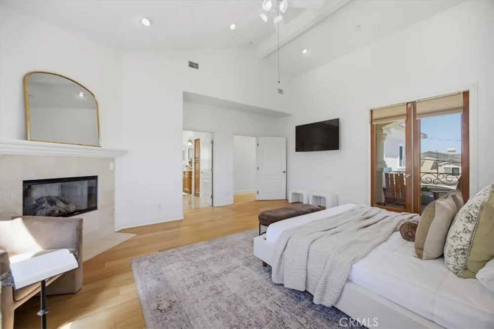 1916 Perry Avenue #A Redondo Beach, CA 90278