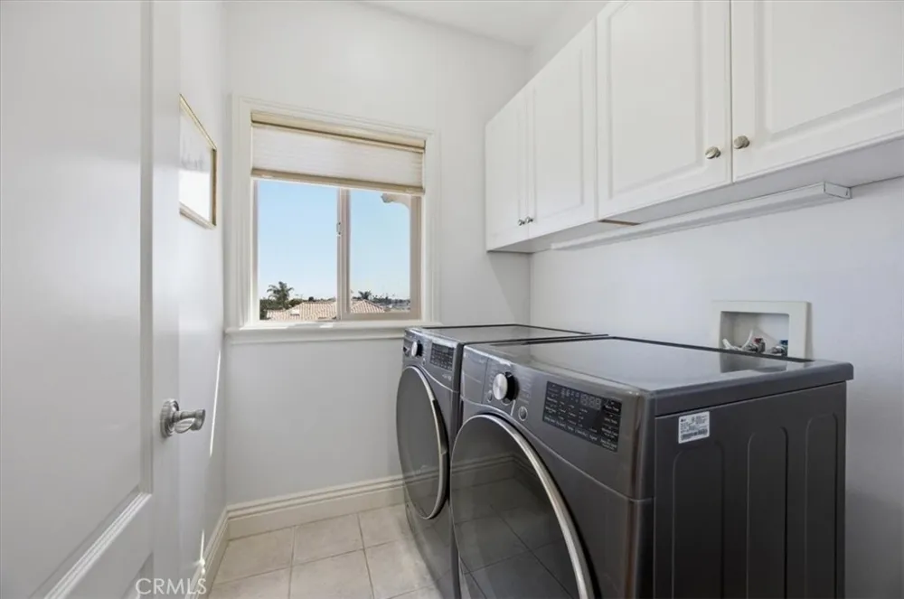 1916 Perry Avenue #A Redondo Beach, CA 90278