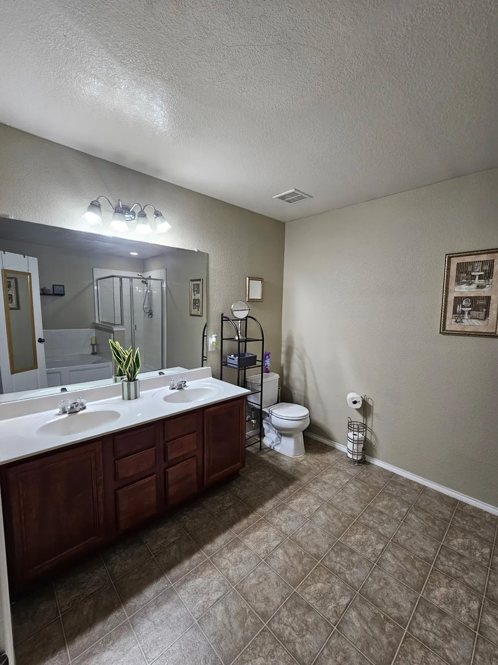 824 Green Heath Avenue Fort Worth, TX 76120