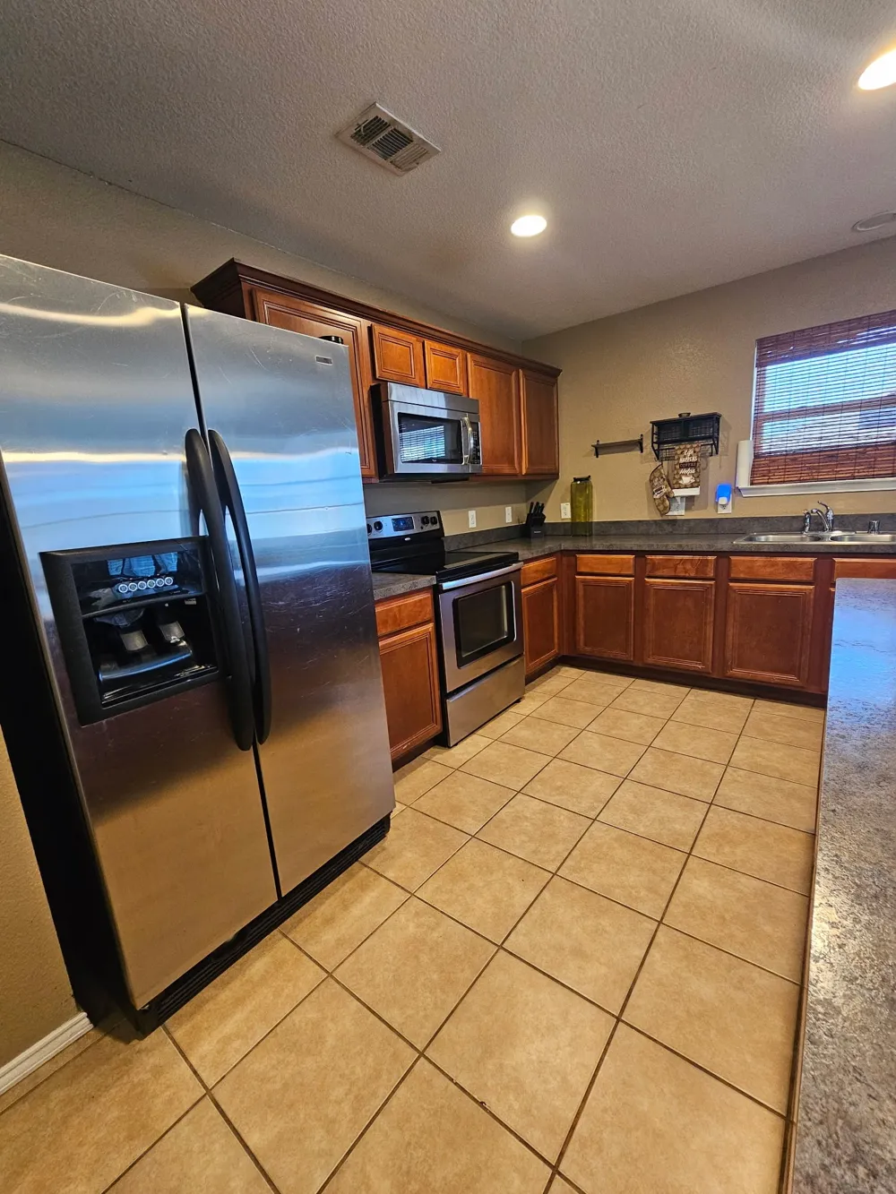 824 Green Heath Avenue Fort Worth, TX 76120