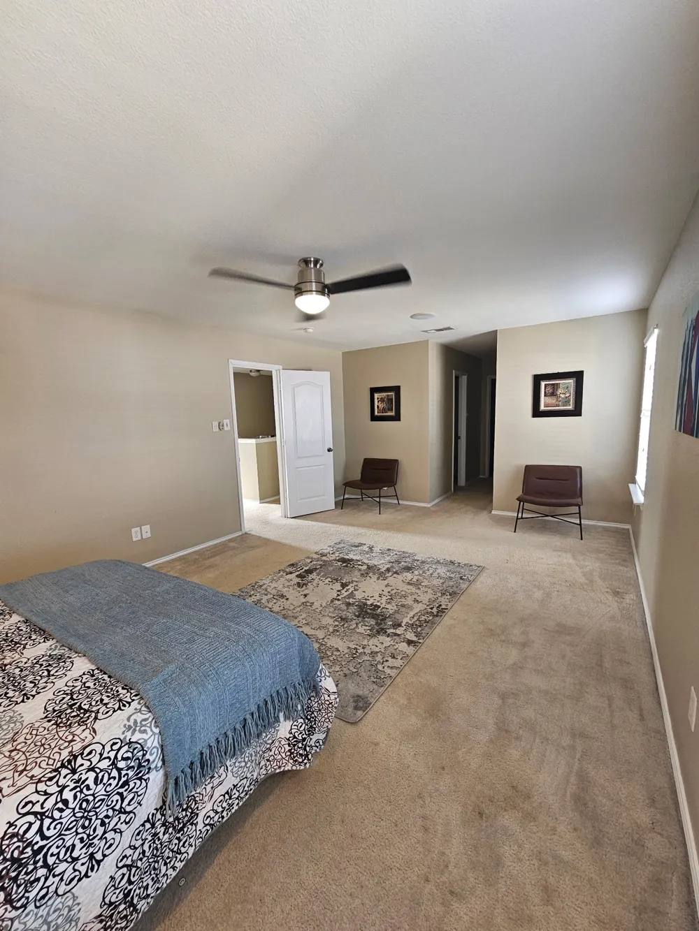 824 Green Heath Avenue Fort Worth, TX 76120