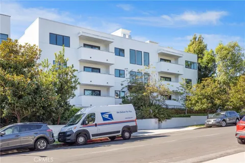 853 S Lucerne #306